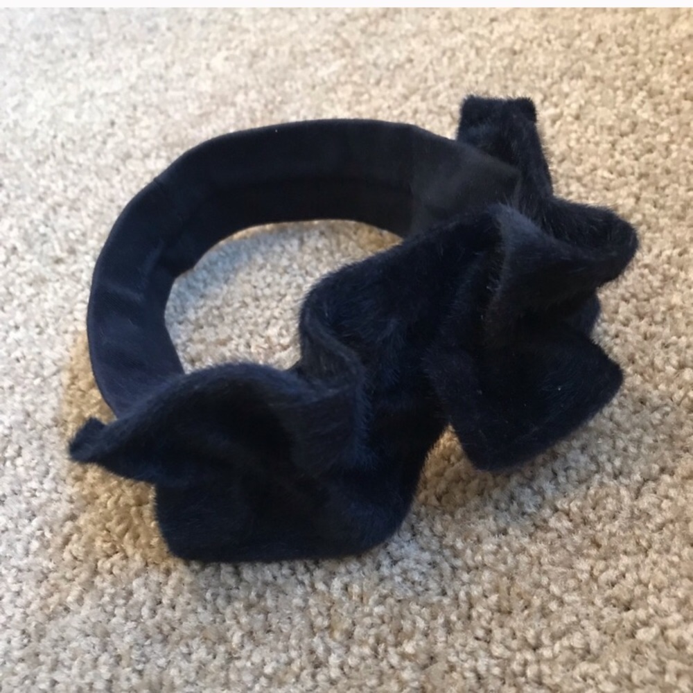 Baby ruffle headband
